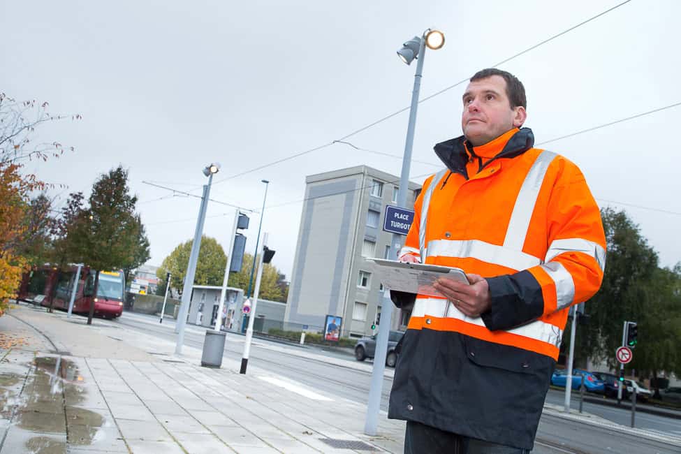 Cabinet & light point controllers